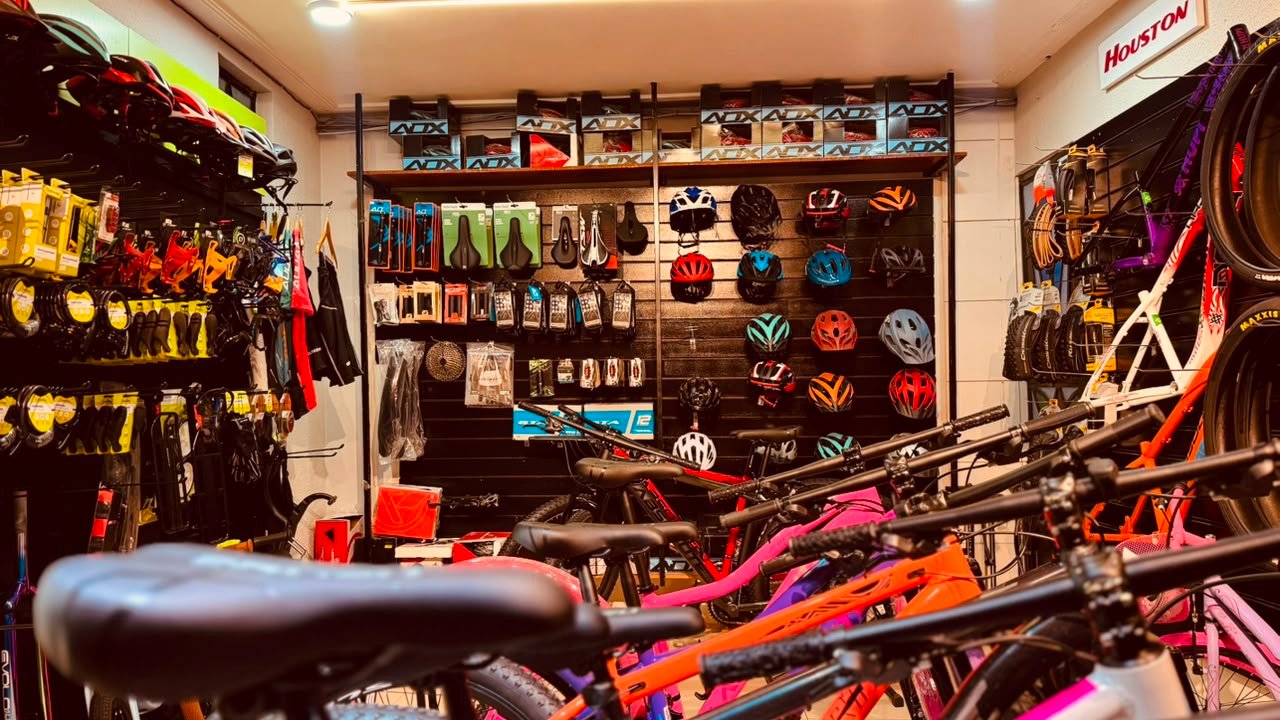 Interior da loja Start Bikes